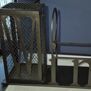 Black Metal Wine Bottle Holder & Cork Cage Freestanding Counter Bar Accessory GC
